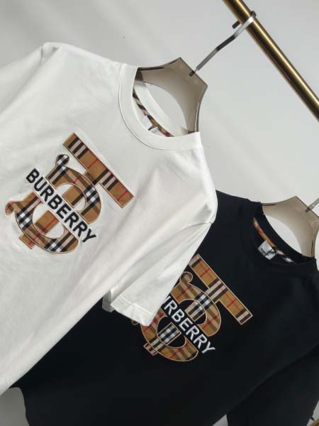 2025年4月26日入荷新作Burberry半袖Tシャツ 原版复刻高級品香港の会社超厳選★入手困難/誕生日プレゼント/yinx工場