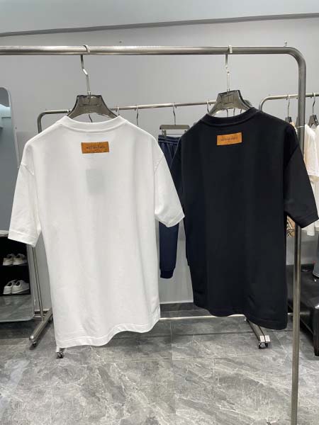 2025年4月26日入荷新作Louis Vuitton半袖Tシャツ 原版复刻高級品香港の会社超厳選★入手困難/誕生日プレゼント/yinx工場