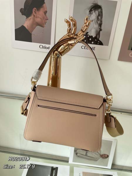 2025年4月27日入荷新作LURLA新品  H02091 SIZE:25*17*9CM  /XX工場