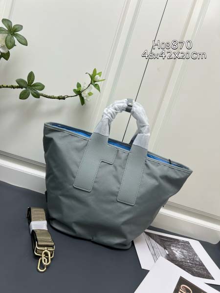 2025年4月27日入荷新作 FURLA新品  ハンドバッグ  型番：H08870  SIZE:48X42X20CM  /XX工場