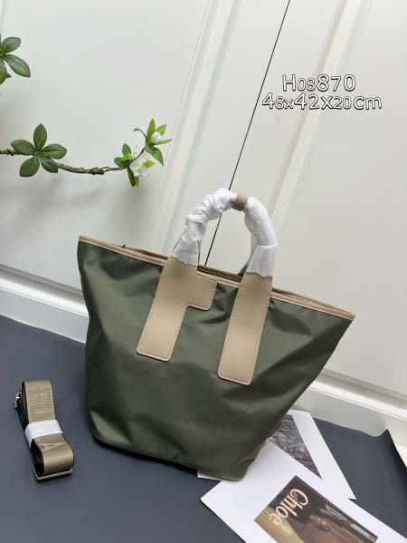2025年4月27日入荷新作 FURLA新品  ハンドバッグ  型番：H08870  SIZE:48X42X20CM  /XX工場