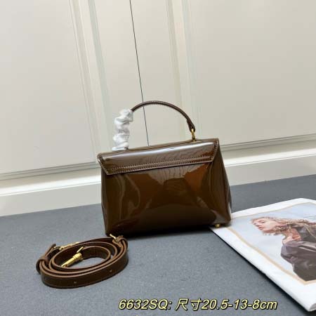 2025年4月27日入荷新作    CELINE  TEEN NINO    6632SQ SIZE:20.5*13*8cm  /XX工場