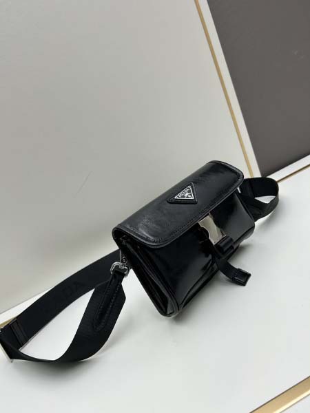2025年4月27日入荷新作。Prada.ナイロン?ショルダーバッグ  型番：2ZH108  SIZE:18xX12.5x底2.5cm  /XX工場
