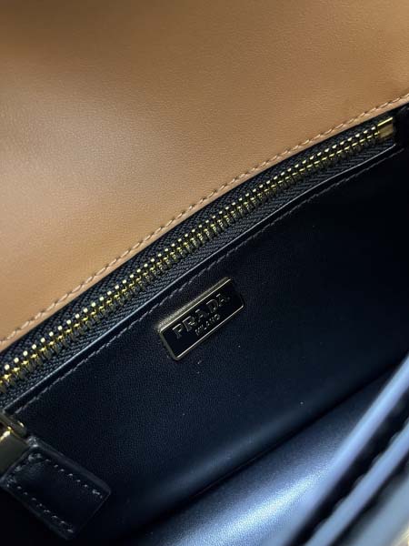 2025年4月29日入荷新作 PRADANaPa型番：大 H08882，小 H08883サイズ大 ：35X19.5X10.5CMサイズ小 ：24X13.5X6CM/XX工場