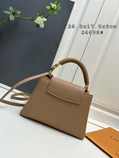 2025年4月29日入荷新作 中 Louis VuittonM24698Capucines BB Taurillon牛革 26.5 x17.5 x9CM /XX工場