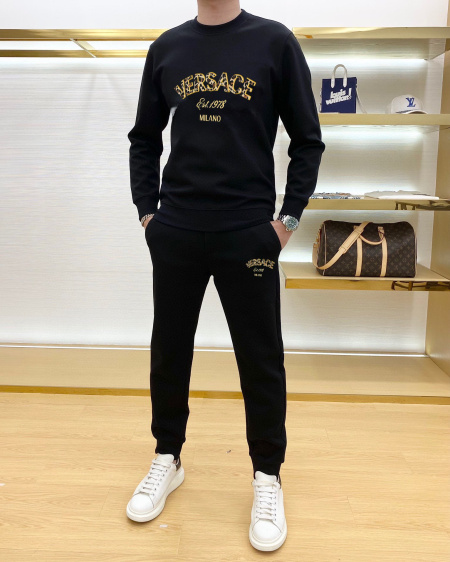 2025年4月1日入荷新作VERSACE春秋メンズ 上下セッ...