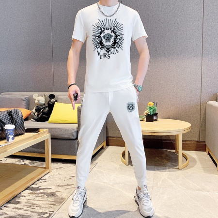 2025年4月1日入荷新作VERSACE夏メンズ 上下セット...