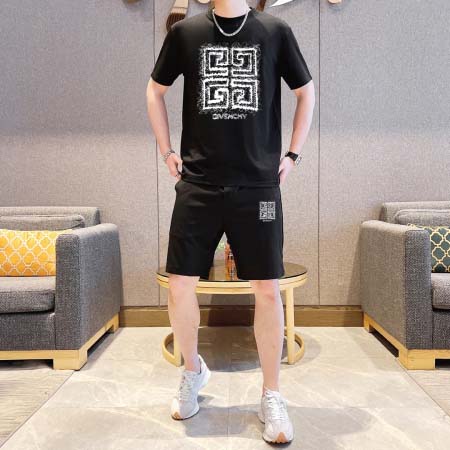 2025年4月2日入荷新作GIVENCHY 夏メンズ 上下セ...