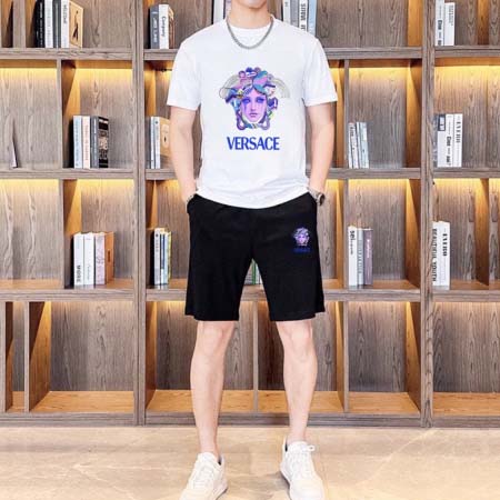 2025年4月2日入荷新作VERSACE夏メンズ 上下セット...
