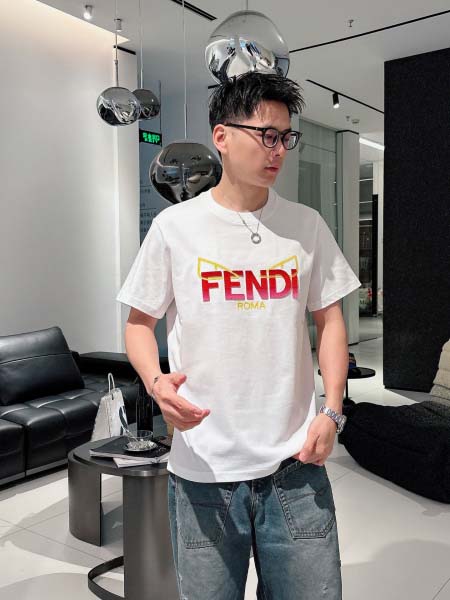 2025年4月3日入荷新作Fendi半袖 Tシャツ高級品/L...