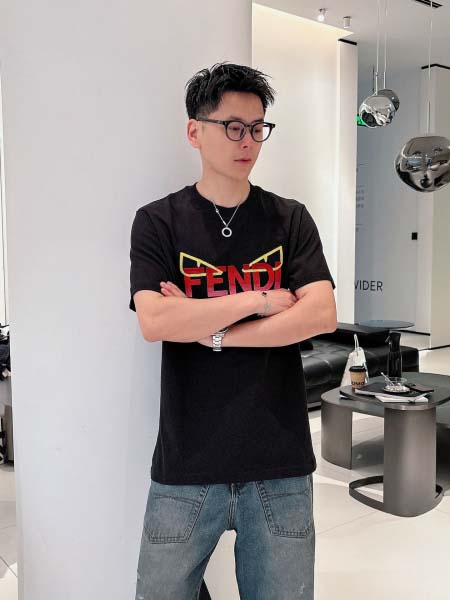 2025年4月3日入荷新作Fendi半袖 Tシャツ高級品/L...