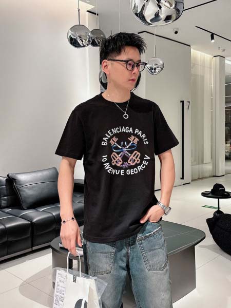 2025年4月3日入荷新作Balenciaga半袖 Tシャツ...