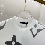 2025年4月3日入荷新作Louis Vuitton半袖 Tシャツ高級品/LD工場