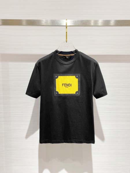 2025年4月3日入荷新作Fendi半袖 Tシャツ高級品/L...