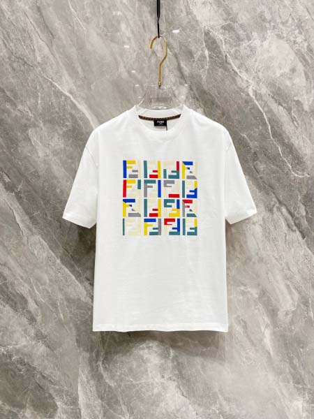 2025年4月3日入荷新作FENDI半袖 Tシャツ高級品/L...