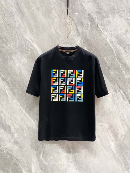 2025年4月3日入荷新作FENDI半袖 Tシャツ高級品/L...