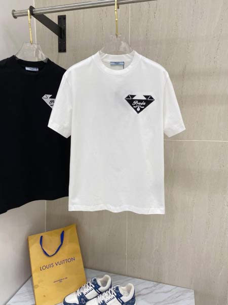 2025年4月3日入荷新作Prada半袖 Tシャツ高級品/L...