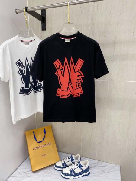 2025年4月3日入荷新作Moncler半袖 Tシャツ高級品...