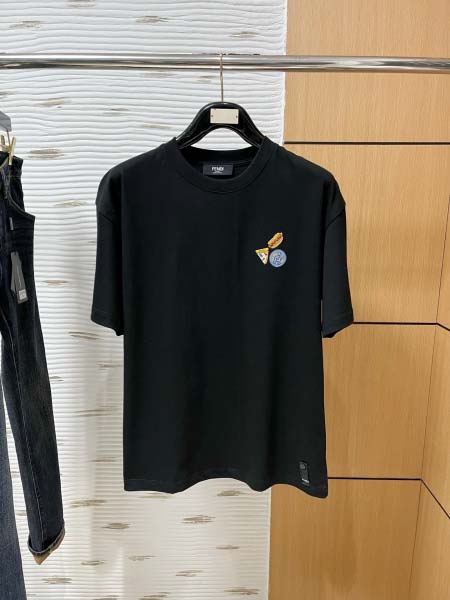 2025年4月3日入荷新作Fendi半袖 Tシャツ高級品/L...