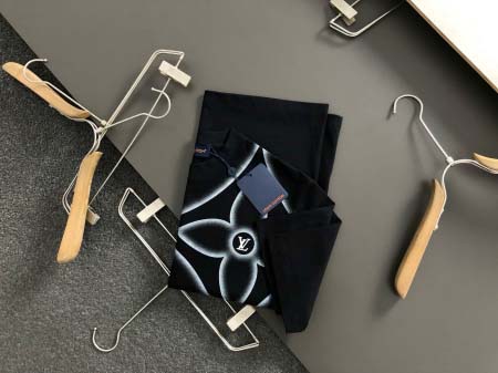 2025年4月3日入荷新作Louis Vuitton半袖 T...