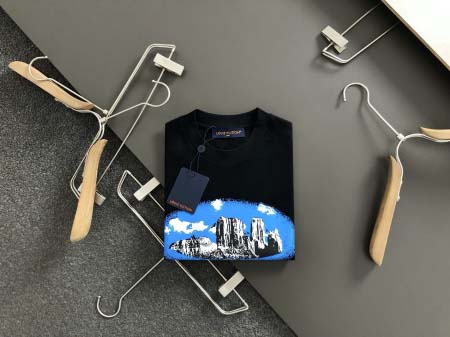 2025年4月3日入荷新作Louis Vuitton半袖 T...