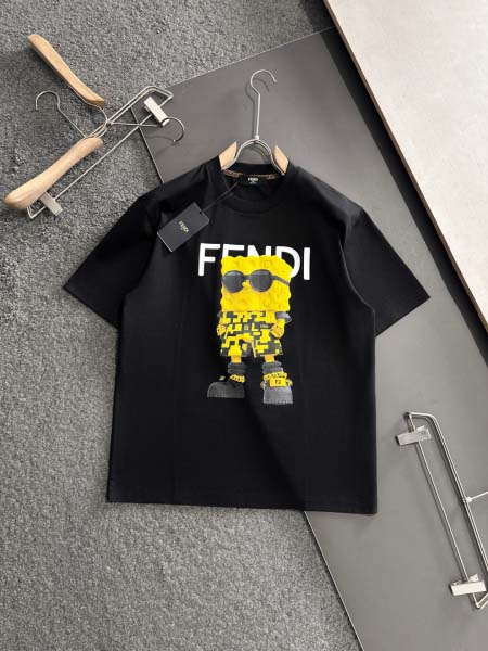 2025年4月3日入荷新作Fendi半袖 Tシャツ高級品/L...