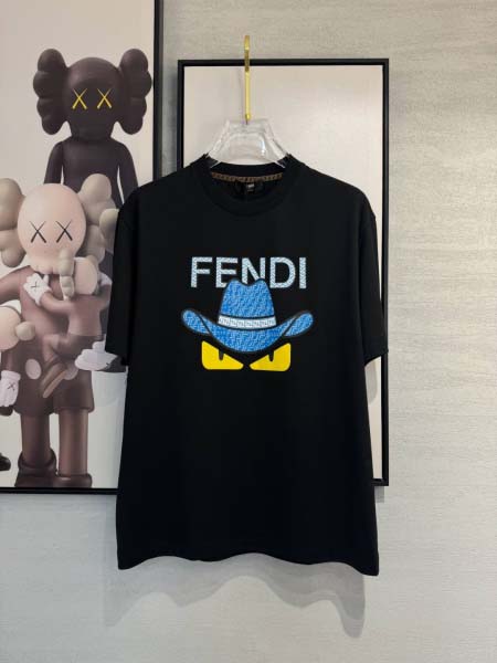 2025年4月4日入荷新作Fendi半袖 Tシャツ高級品/L...