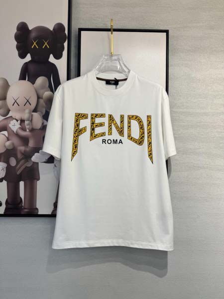 2025年4月4日入荷新作Fendi半袖 Tシャツ高級品/L...