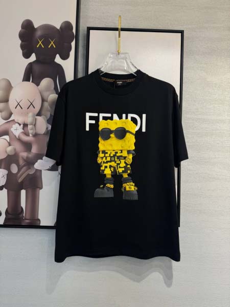 2025年4月4日入荷新作Fendi半袖 Tシャツ高級品/L...