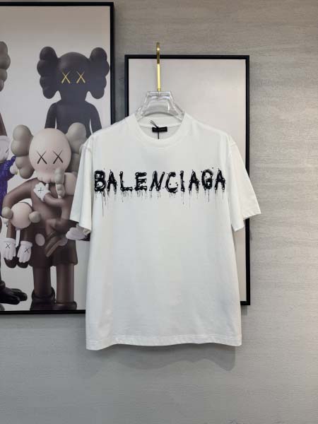 2025年4月4日入荷新作Balenciaga半袖 Tシャツ...