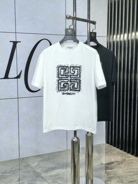 2025年4月4日入荷新作GIVENCHY 半袖 Tシャツ高...
