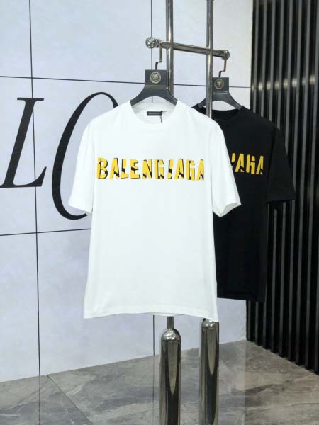 2025年4月4日入荷新作Balenciaga半袖 Tシャツ...