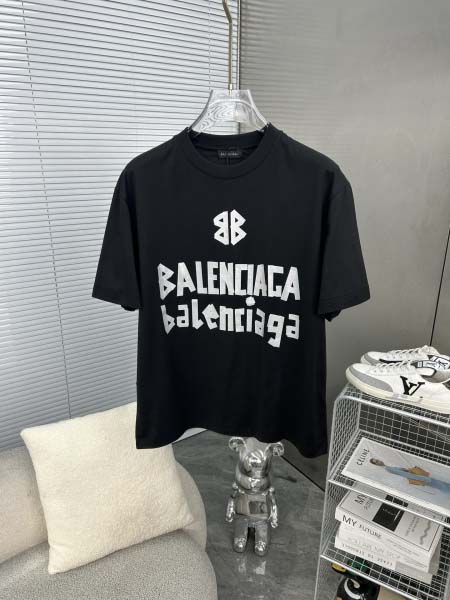 2025年4月4日入荷新作BALENCIAGA半袖 Tシャツ...