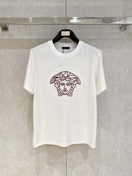 2025年4月4日入荷新作Versace半袖 Tシャツ高級品...