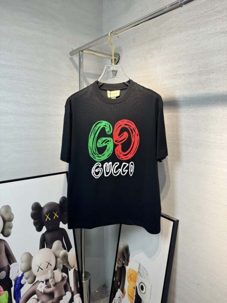2025年4月4日入荷新作Gucci半袖 Tシャツ高級品/L...