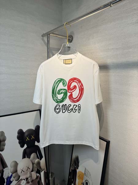 2025年4月4日入荷新作Gucci半袖 Tシャツ高級品/L...