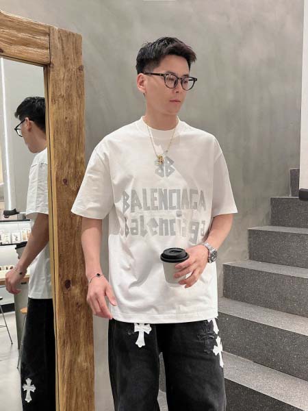 2025年4月4日入荷新作Balenciaga半袖 Tシャツ...
