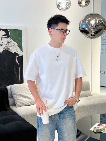 2025年4月4日入荷新作Prada半袖 Tシャツ高級品/L...