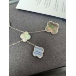 2025年4月4日入荷新品van cleef & arpels Magic Alhsmbraネックレスギフト/誕生日/記念品/アクセサリーxin工場