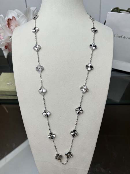 2025年4月4日入荷新品van cleef & arpel...