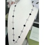 2025年4月4日入荷新品van cleef & arpelsネックレスギフト/誕生日/記念品/アクセサリーxin工場