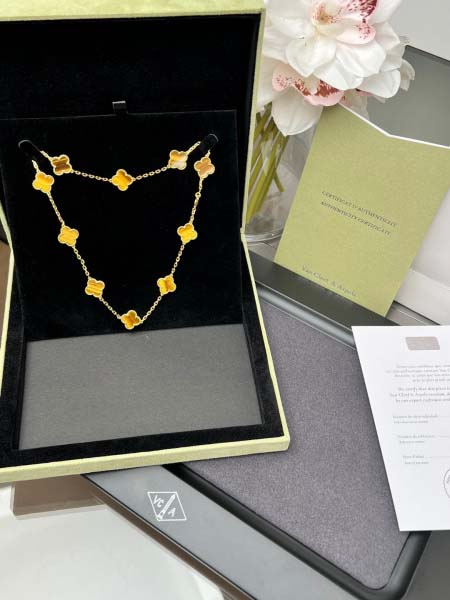 2025年4月4日入荷新品van cleef & arpel...