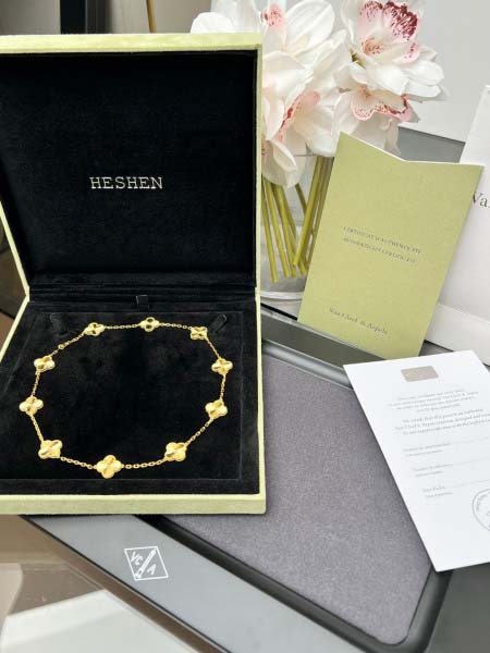 2025年4月4日入荷新品van cleef & arpel...