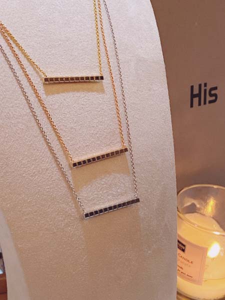 2025年4月4日入荷新品lce Cubeネックレスギフト/...