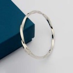 2025年4月4日入荷新品graff腕輪/ブレスレットギフト/誕生日/記念品/アクセサリーxin工場