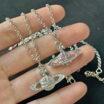 2025年4月4日入荷新品vivienneネックレスギフト/誕生日/記念品/アクセサリーxin工場