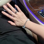 2025年4月4日入荷新品vivienneブレスレットギフト/誕生日/記念品/アクセサリーxin工場