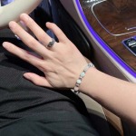 2025年4月4日入荷新品vivienneブレスレットギフト/誕生日/記念品/アクセサリーxin工場