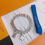 2025年4月4日入荷新品Louis Vuittonブレスレットギフト/誕生日/記念品/アクセサリーxin工場