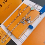 2025年4月4日入荷新品Louis Vuittonネックレスギフト/誕生日/記念品/アクセサリーxin工場